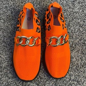Womens orange leopard sneakers fashion Bright orange gold chain size 41 EUR